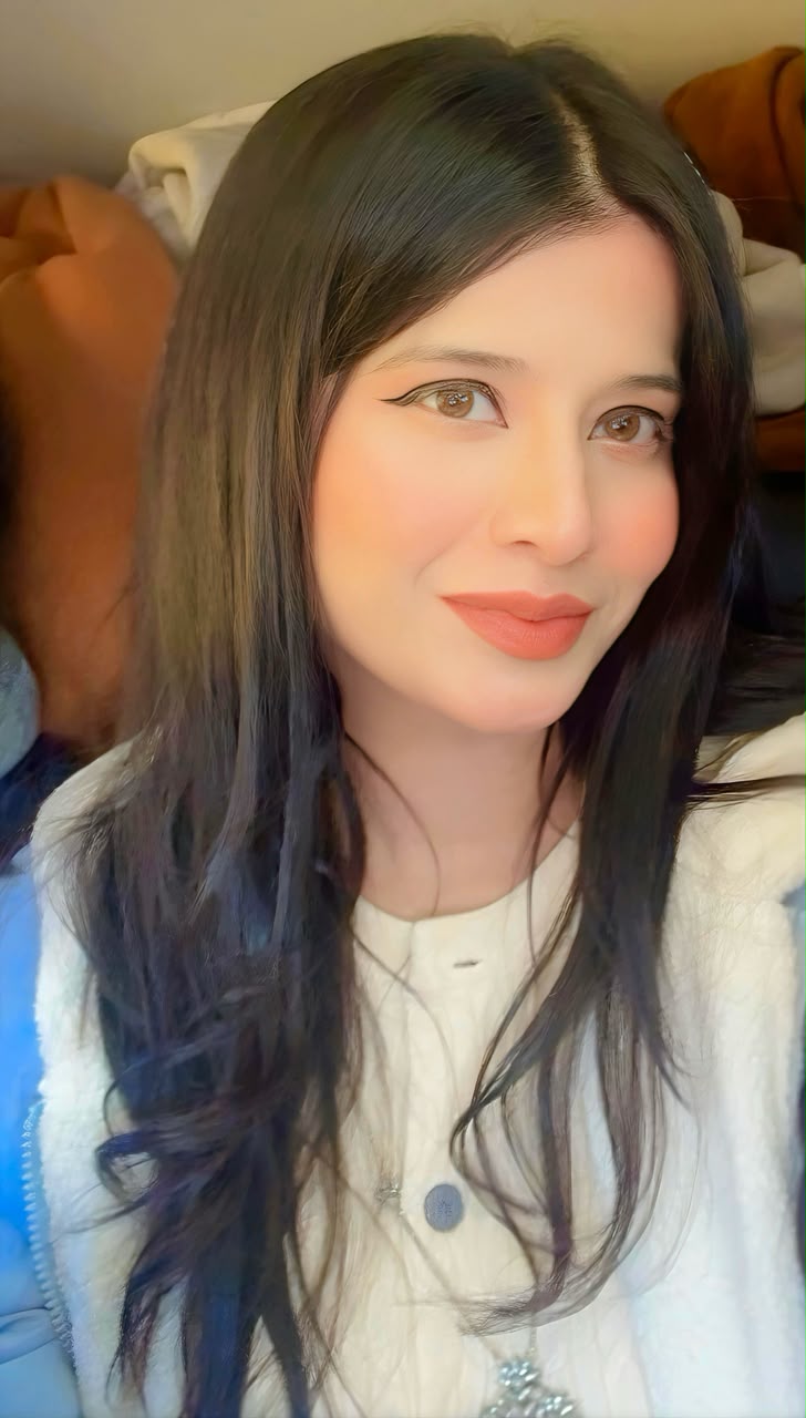 Maam Noor Shahzad
